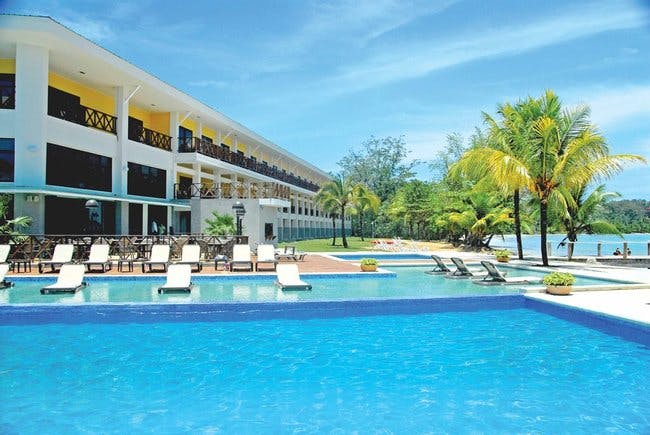 Playa Tortuga Hotel and Beach Resort Photo