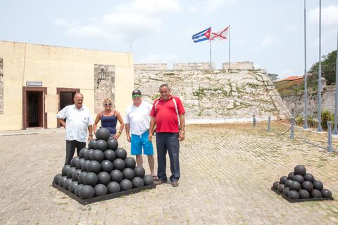 Havana: Morro-La Cabaña Historical Military Park - Rusty Travel Trunk