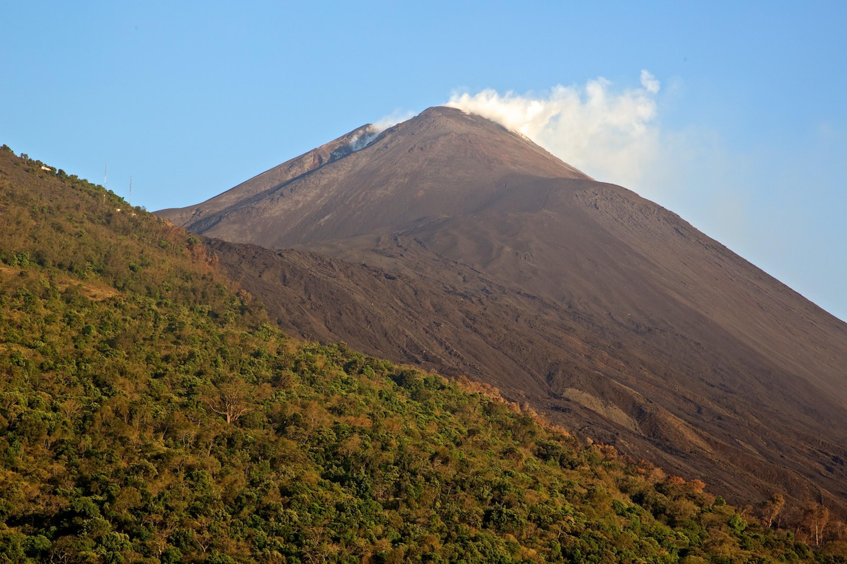 pacaya volcano tour from guatemala city airport