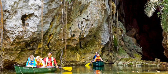 Xunantunich and Barton Creek Caves by Canoe  Photo