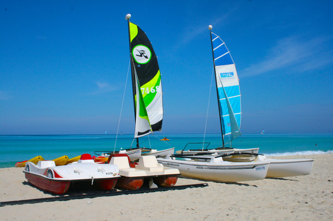 Varadero City, Catamaran Ride, and Snorkeling Tour  Photo