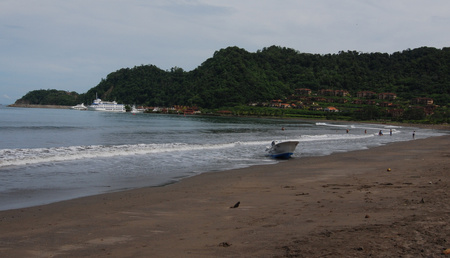 Playa Herradura - Destination Photo