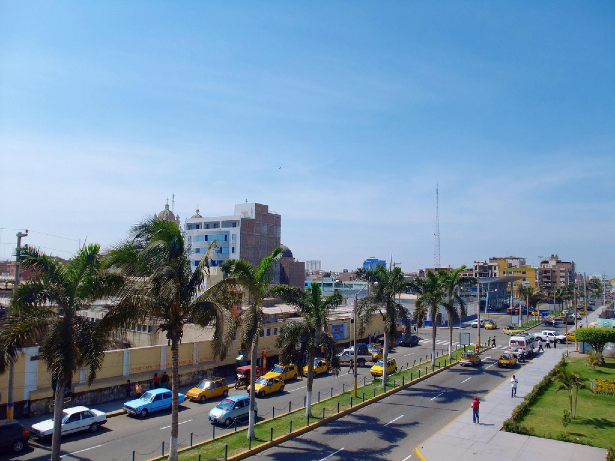 rent a car chiclayo peru