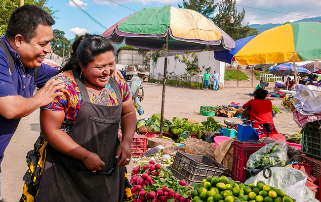 Tour por el Mercado y Clase de Cocina Guatemalteca Photo