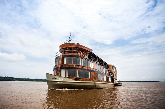 Crucero por el Amazonas Delfín II Photo