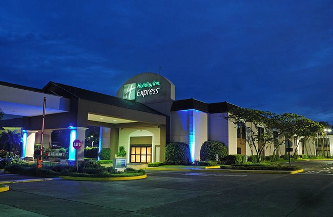 Holiday Inn Express Alajuela Airport Photo