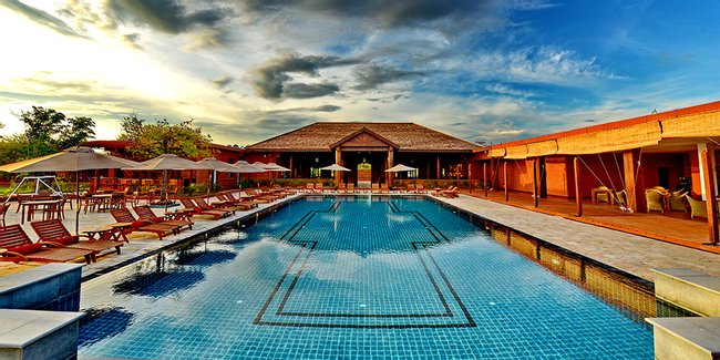 Bagan Lodge Photo