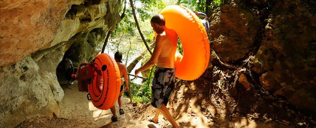 Tubing en las Cuevas Branch Photo