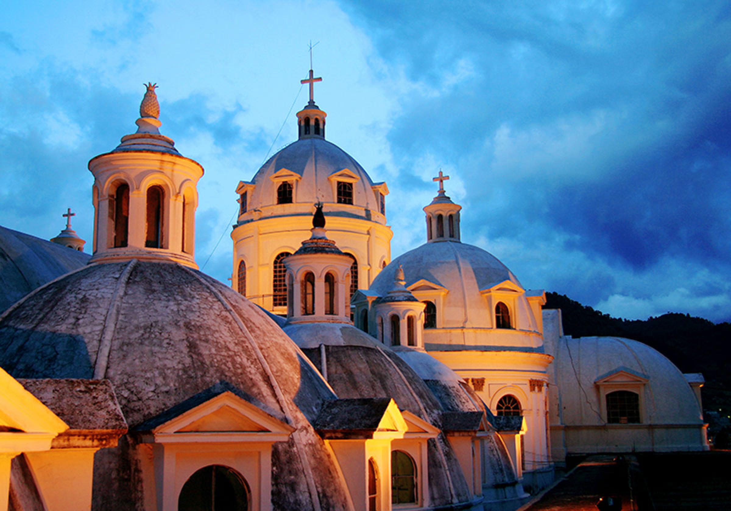 Guatemala Tours: Colonial Churches Tour - Quetzaltenango