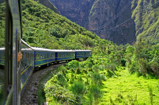 Expedition Train - Aguas Calientes to Ollantaytambo Photo