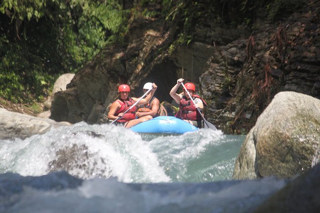 Rafting por el Río Naranjo - Sección Chorro Photo