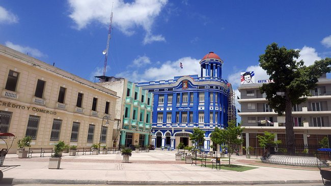 Tour por la ciudad en automóvil clásico Photo