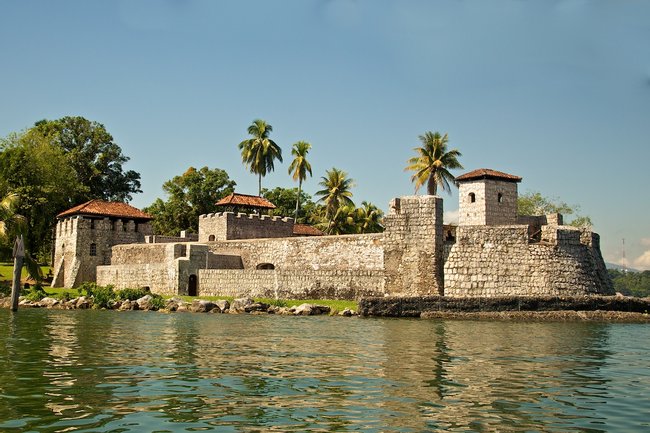 Castillo San Felipe y Río Dulce Photo