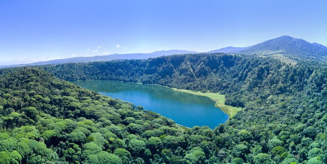 Caminata por la Laguna de Hule Photo