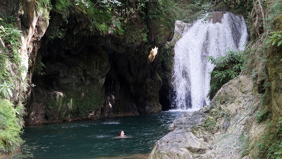 Valle del Cubano and Waterfall Photo