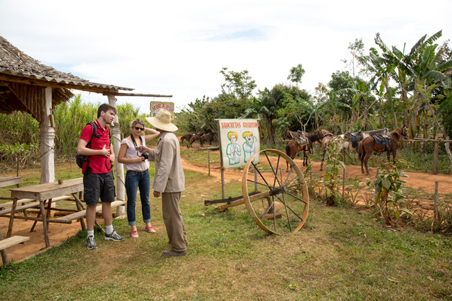 Cigar Tour and Viñales Valley Hike Photo