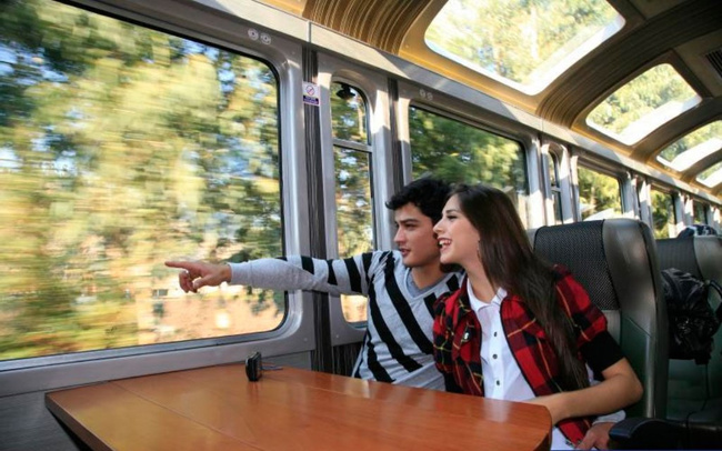 Tren Visitadome - Desde Aguas Calientes hasta Ollantaytambo Photo