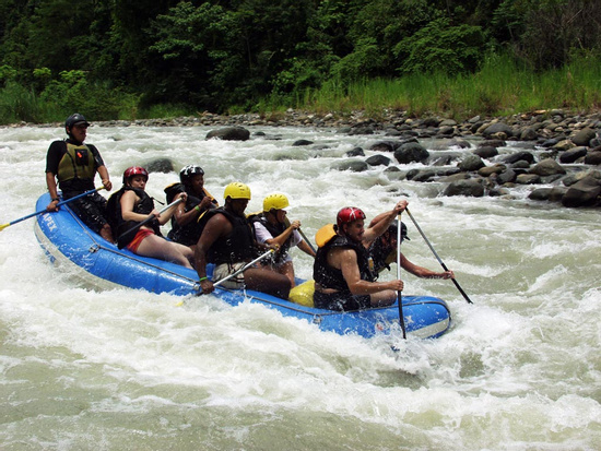 Whitewater Rafting Savegre Photo