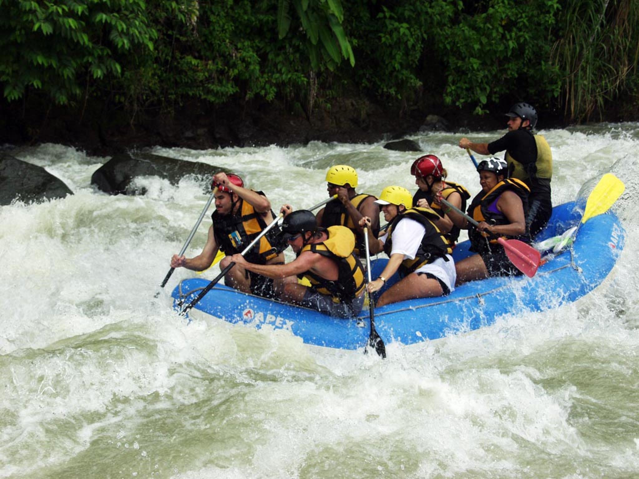 Rafting on the Savegre River - Manuel Antonio Costa Rica