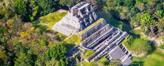 Ruinas Maya de Xunantunich Photo