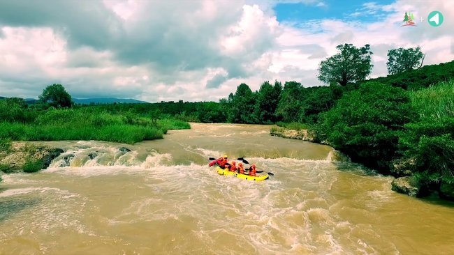 White Water Rafting Photo