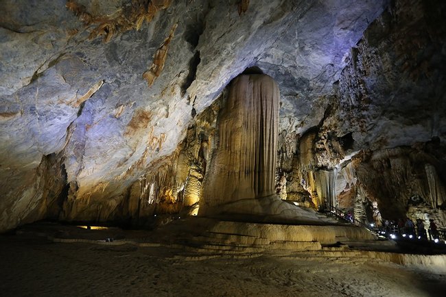 Paradise Cave Adventure Photo