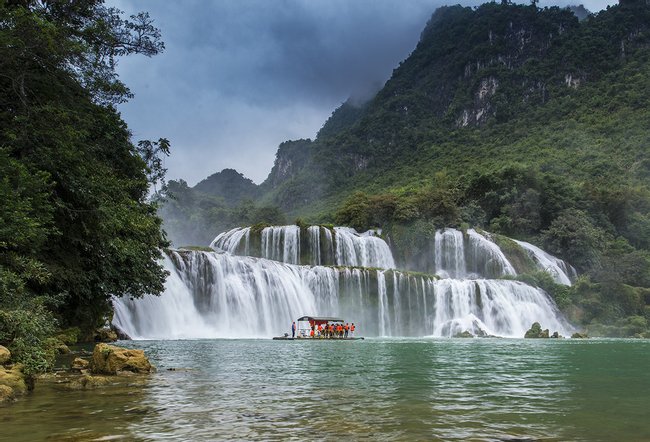 Ban Gioc Waterfall Babe Lake 3 Day, 2 Night  Photo